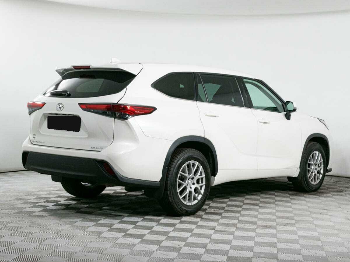 Б/У Тойота Хайлэндер 2020 года. Фото: #4