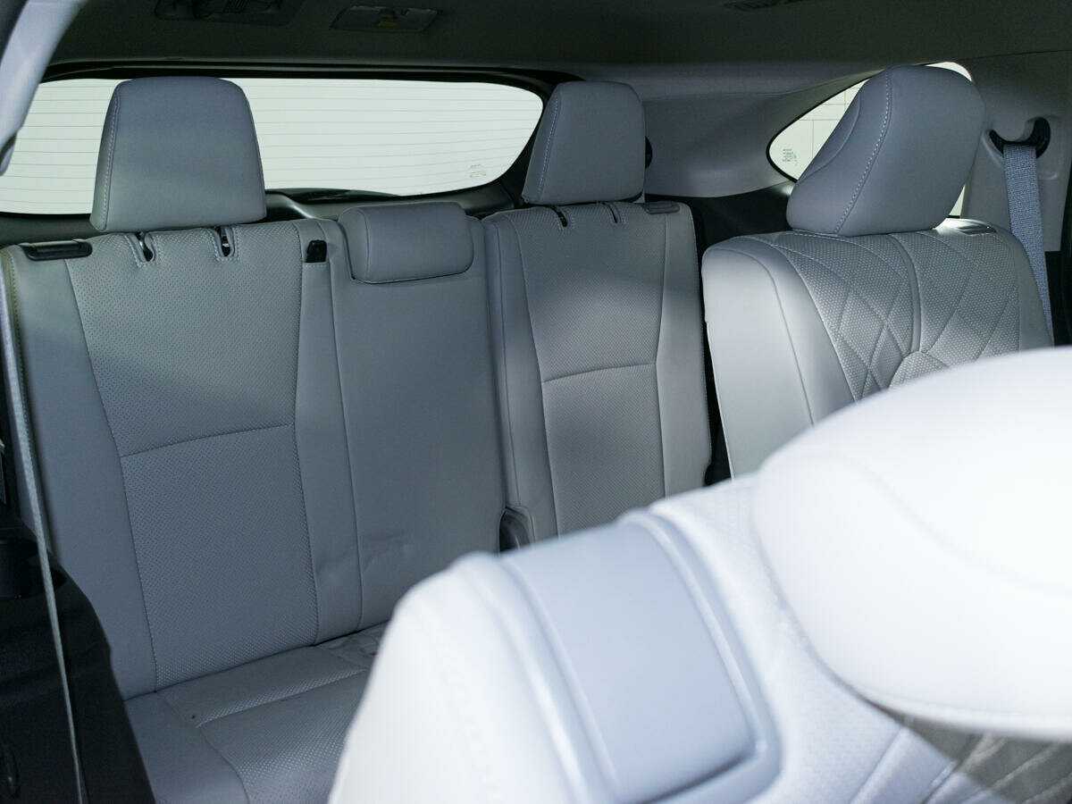 Б/У Тойота Хайлэндер 2020 года. Фото: #13