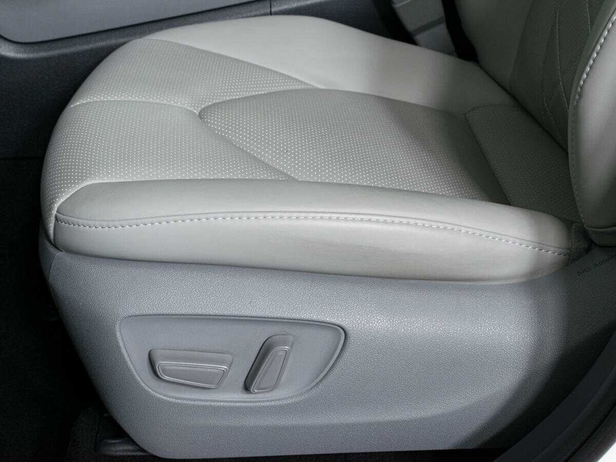 Б/У Тойота Хайлэндер 2020 года. Фото: #20