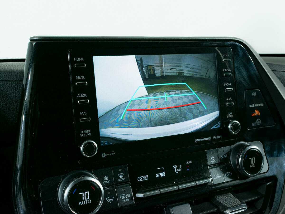 Б/У Тойота Хайлэндер 2020 года. Фото: #22