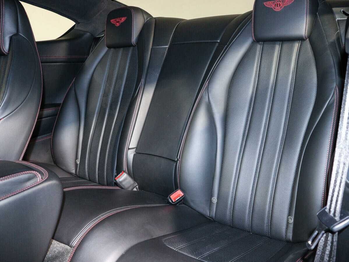 Б/У Бэнтли Континенталь ГТ 2013 года. Фото: #7