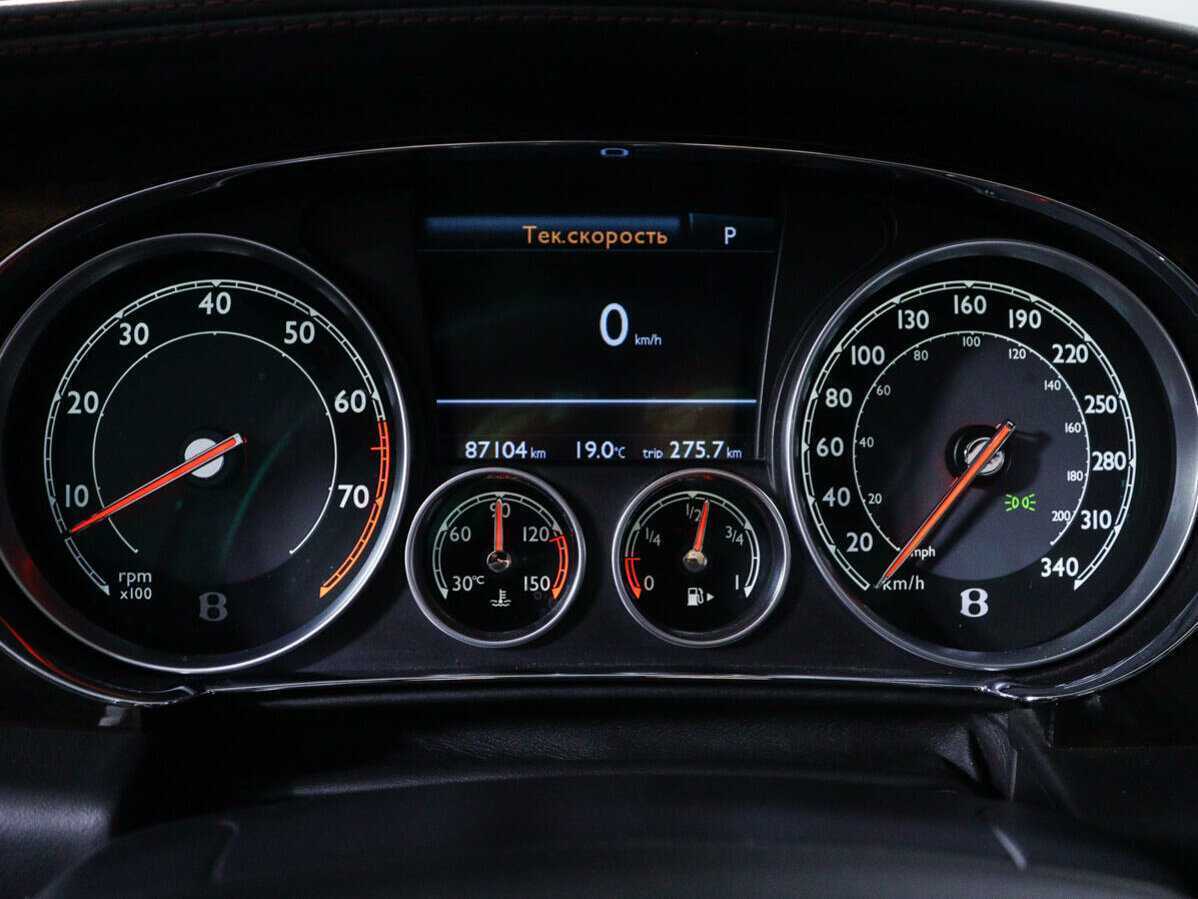 Б/У Бэнтли Континенталь ГТ 2013 года. Фото: #8