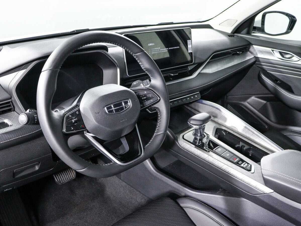 Б/У Джили Префейс 2023 года. Фото: #13