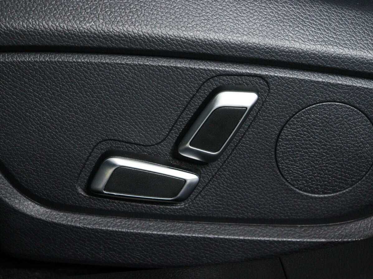 Б/У Джили Префейс 2023 года. Фото: #15