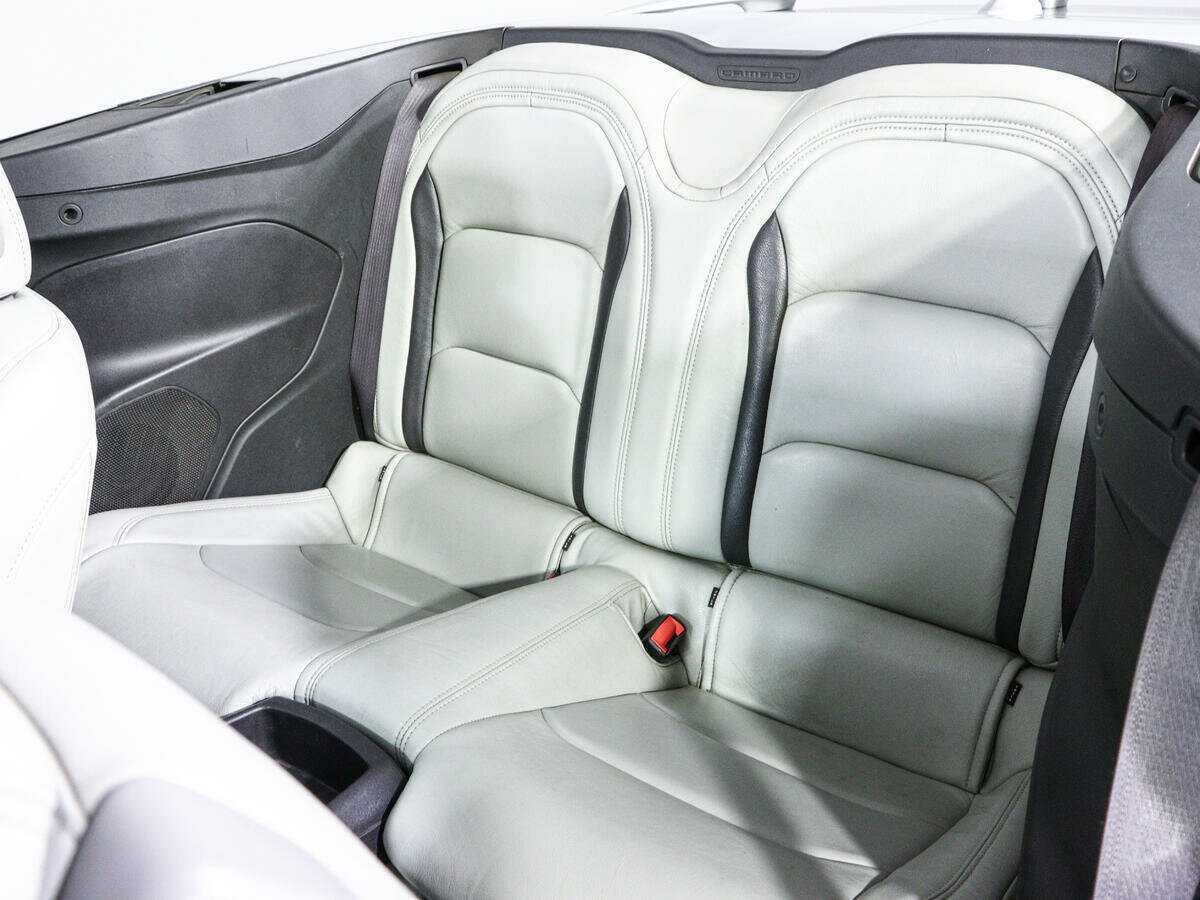 Б/У Шевроле Камаро 2016 года. Фото: #14