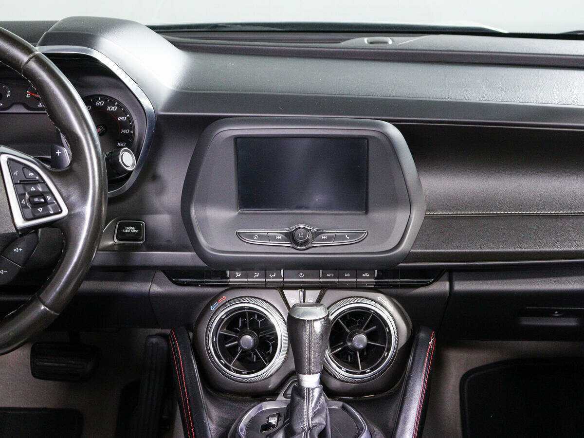 Б/У Шевроле Камаро 2016 года. Фото: #17