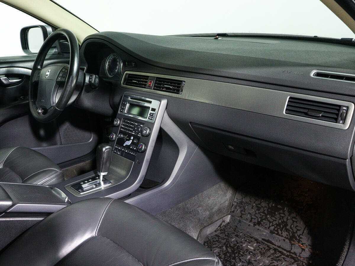 Б/У Вольво ИксЦ70 2009 года. Фото: #8