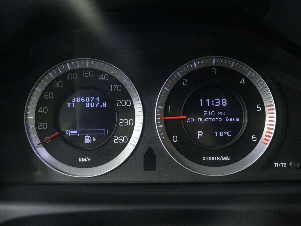 Б/У Вольво ИксЦ70 2009 года. Фото: #10