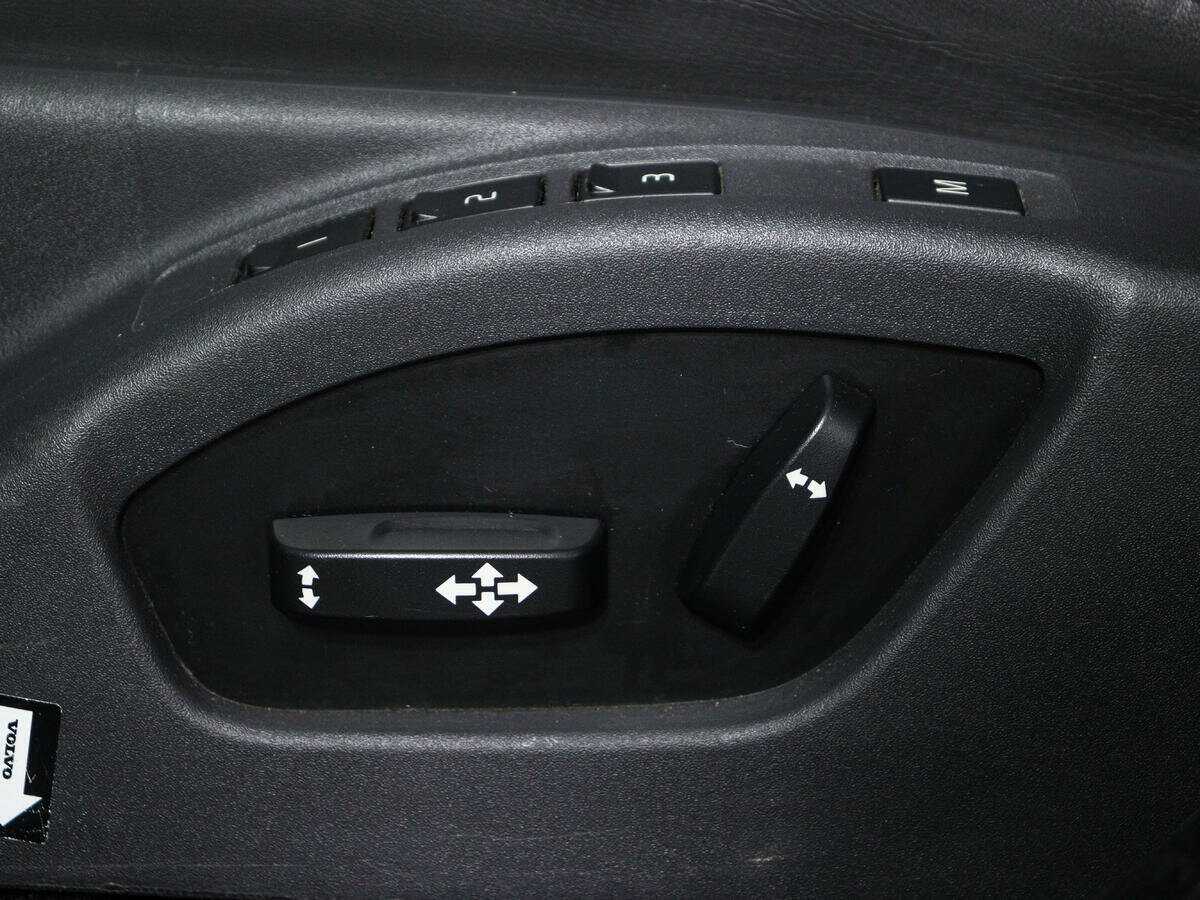 Б/У Вольво ИксЦ70 2009 года. Фото: #15