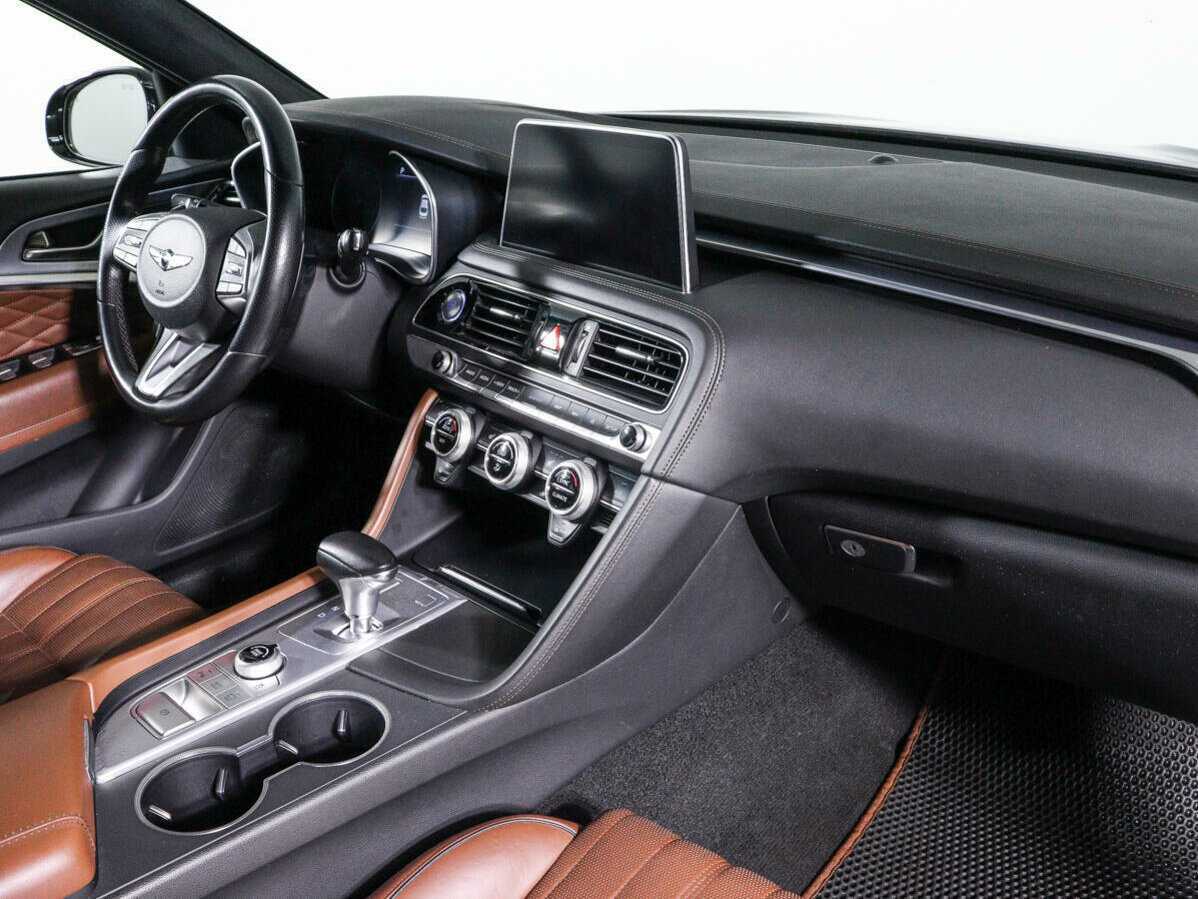 Б/У Генезис Г70 2018 года. Фото: #8