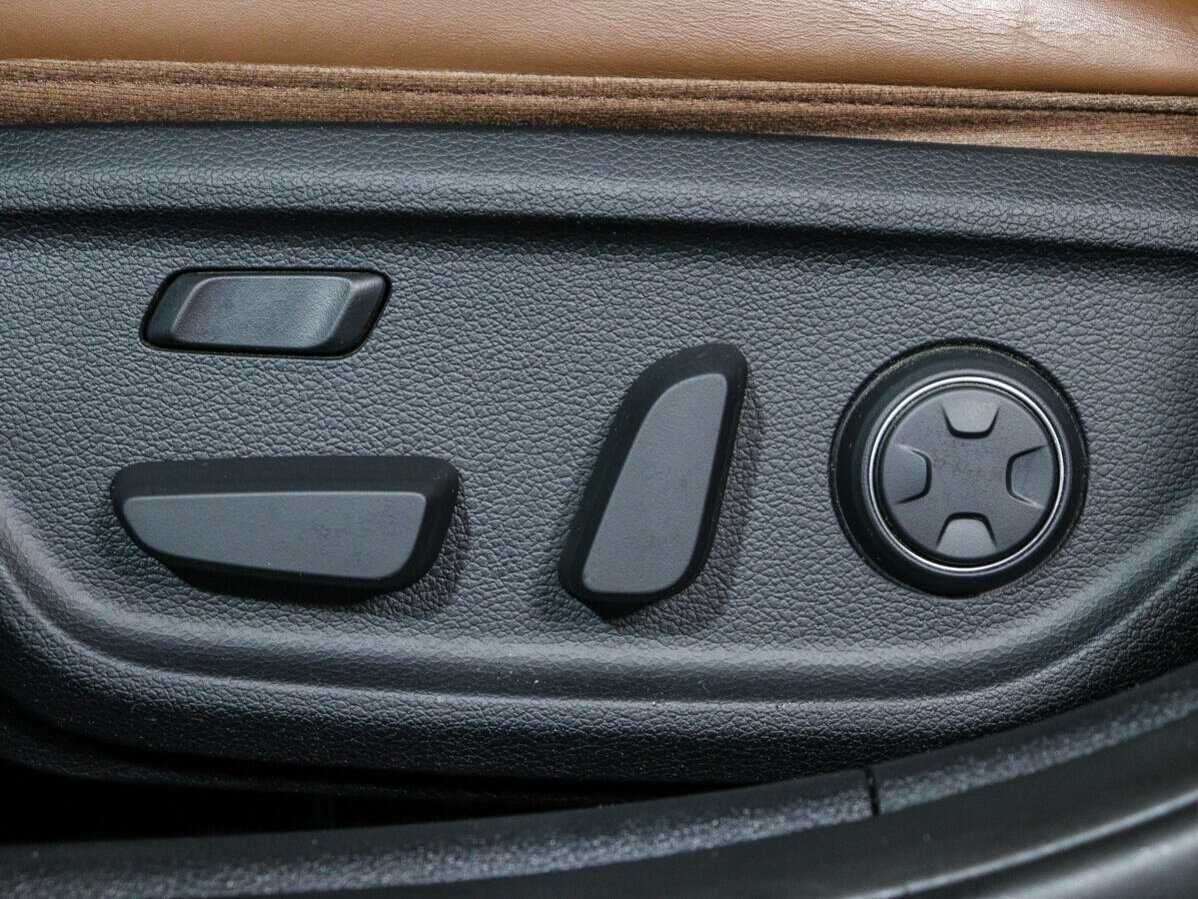 Б/У Генезис Г70 2018 года. Фото: #16