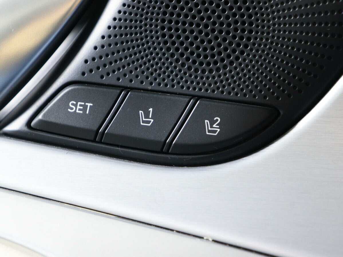 Б/У Генезис Г70 2018 года. Фото: #19