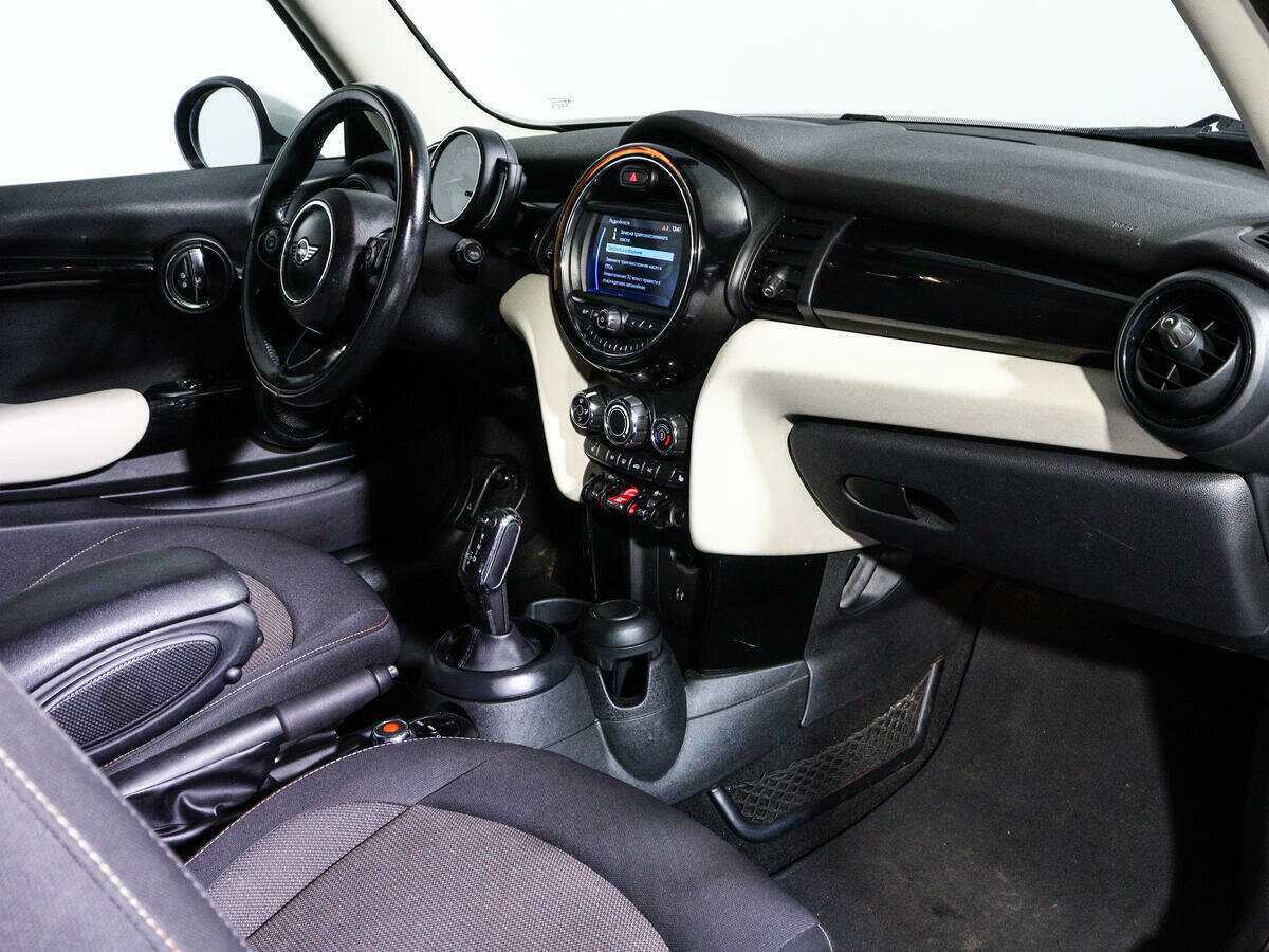 Б/У Мини Хэтч 2018 года. Фото: #8