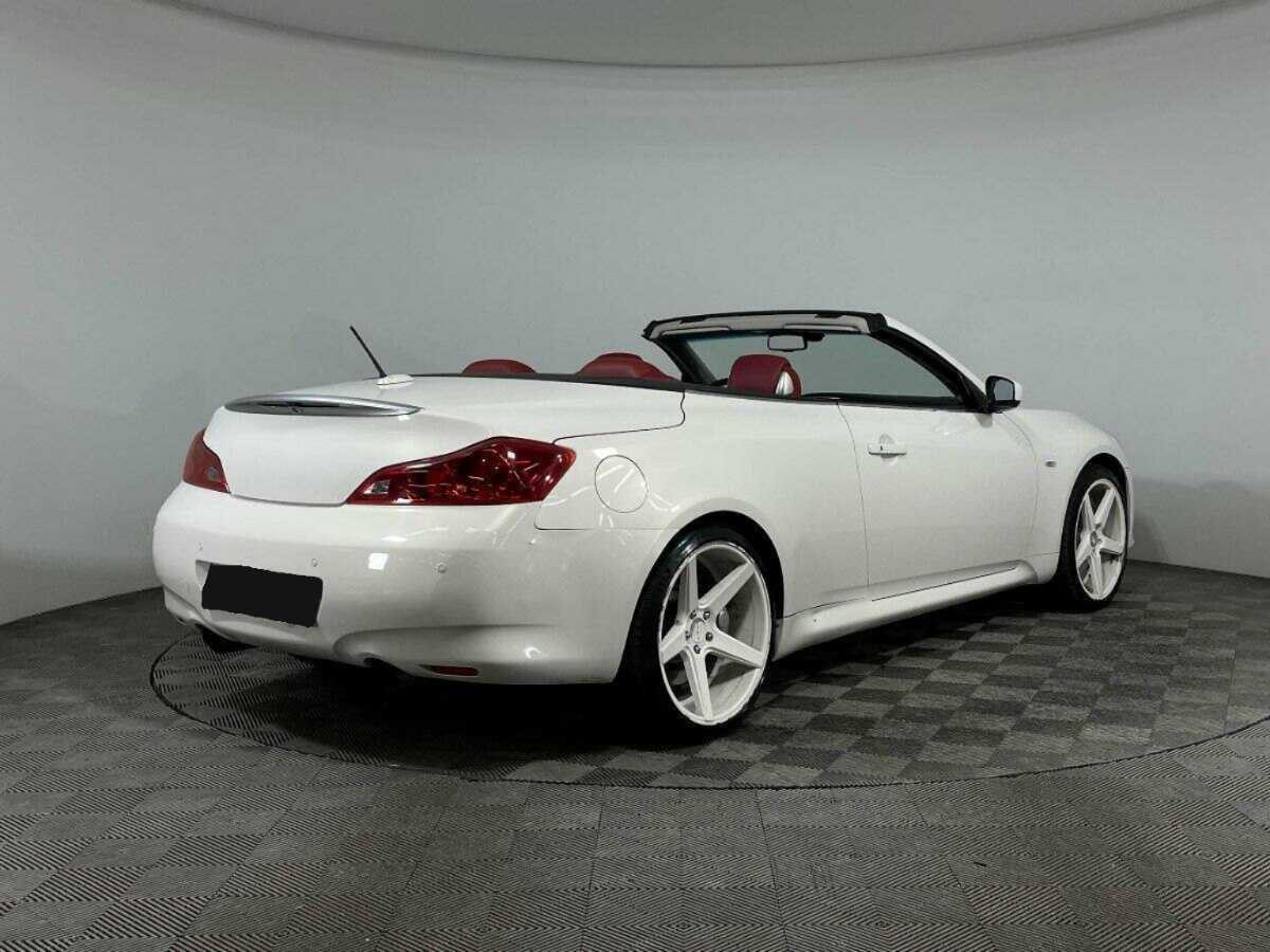 Б/У Инфинити К60 2014 года. Фото: #4