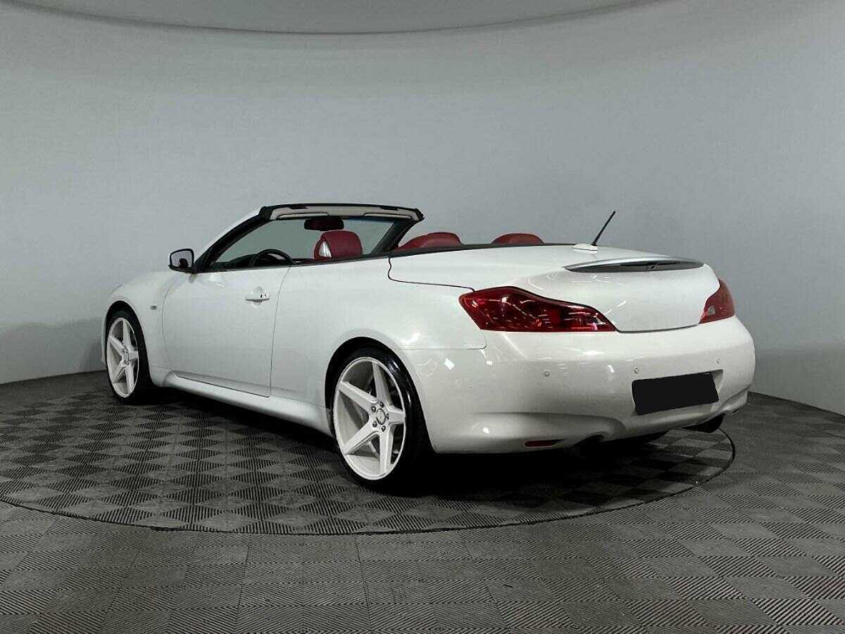 Б/У Инфинити К60 2014 года. Фото: #6