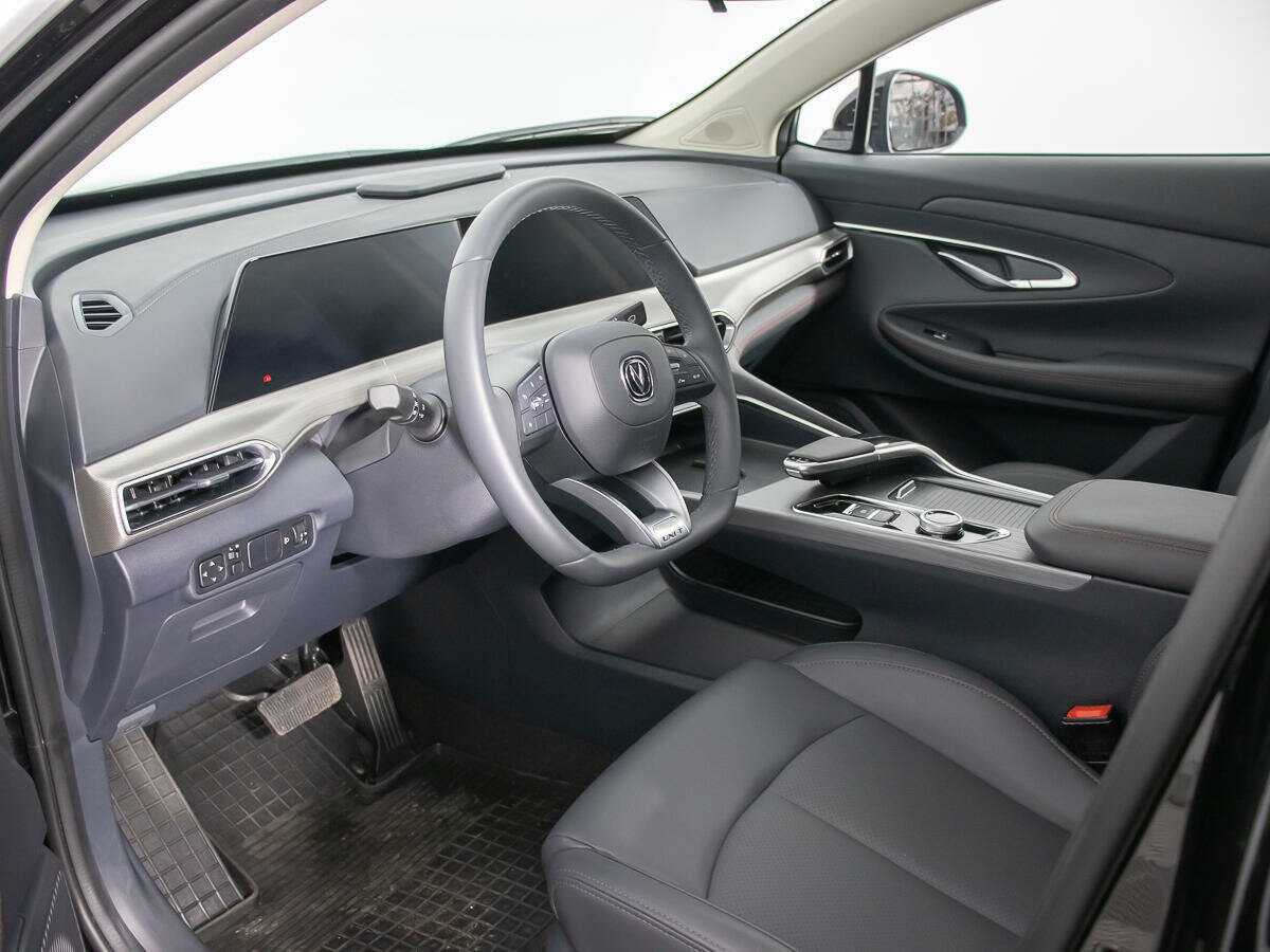 Б/У Чанган УНИ-Т 2023 года. Фото: #9