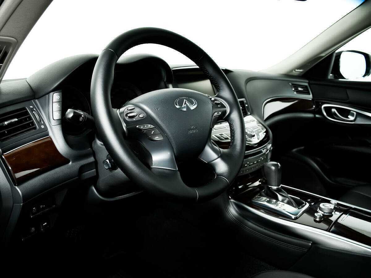 Б/У Инфинити К70 2016 года. Фото: #12