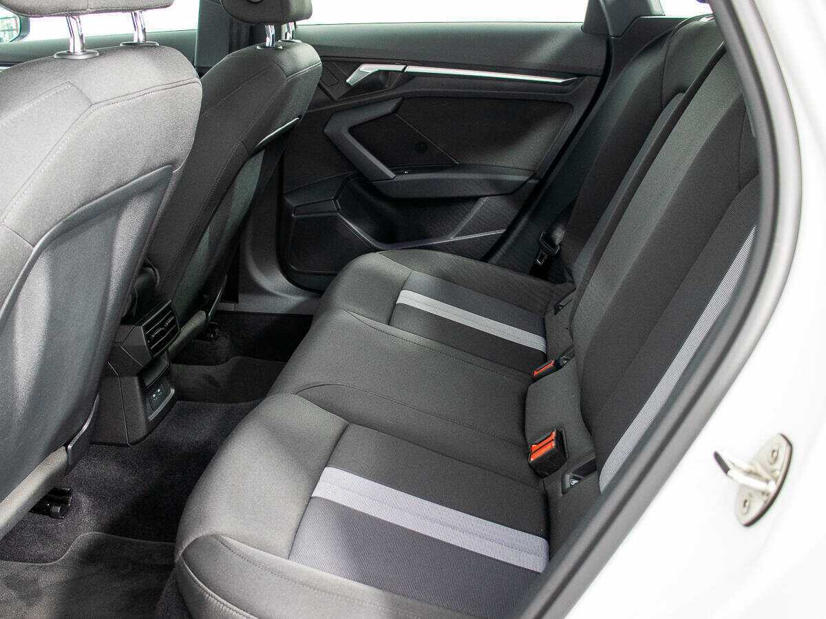 Б/У Ауди А3 2021 года. Фото: #12