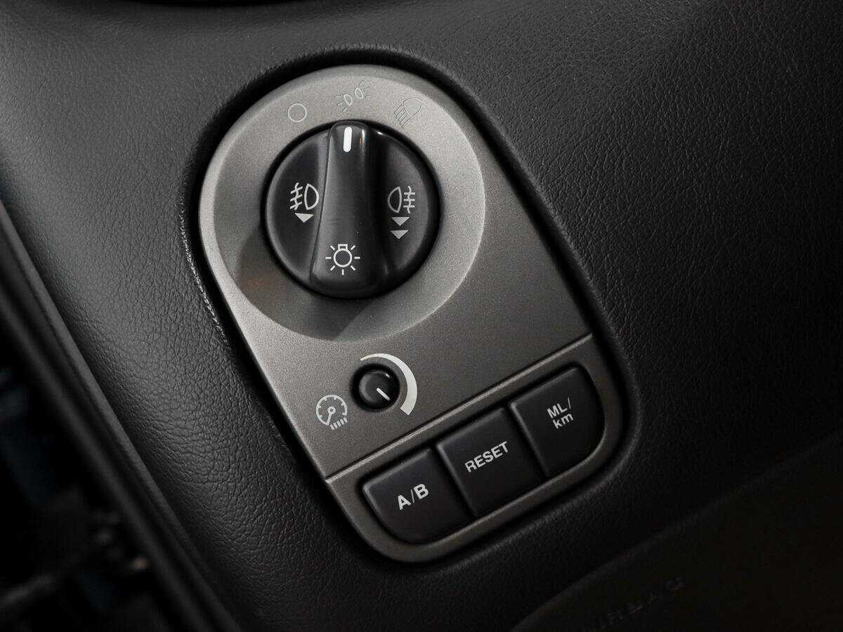 Б/У Ягуар Икс-Тайп 2007 года. Фото: #14