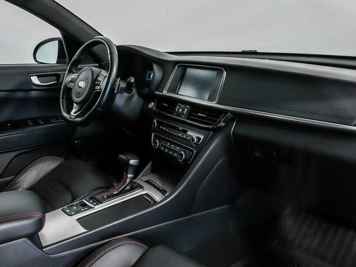 Б/У Киа Оптима 2018 года. Фото: #12