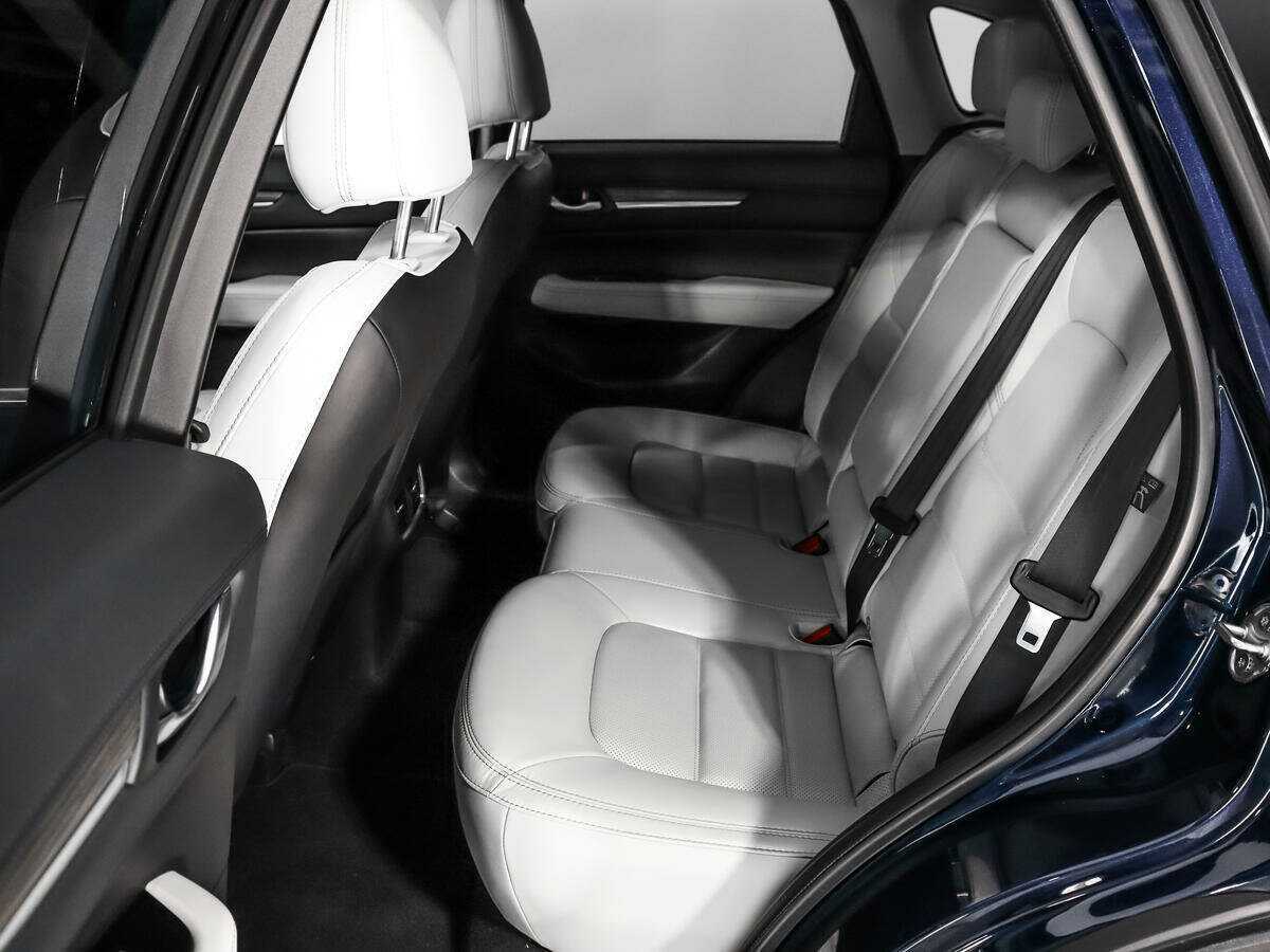 Б/У Мазда Ц-Икс-5 2019 года. Фото: #14