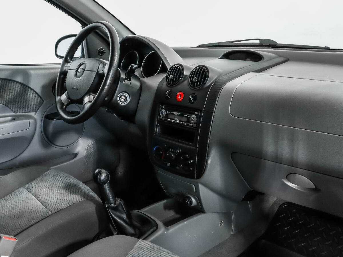 Б/У Шевроле Авео 2004 года. Фото: #10