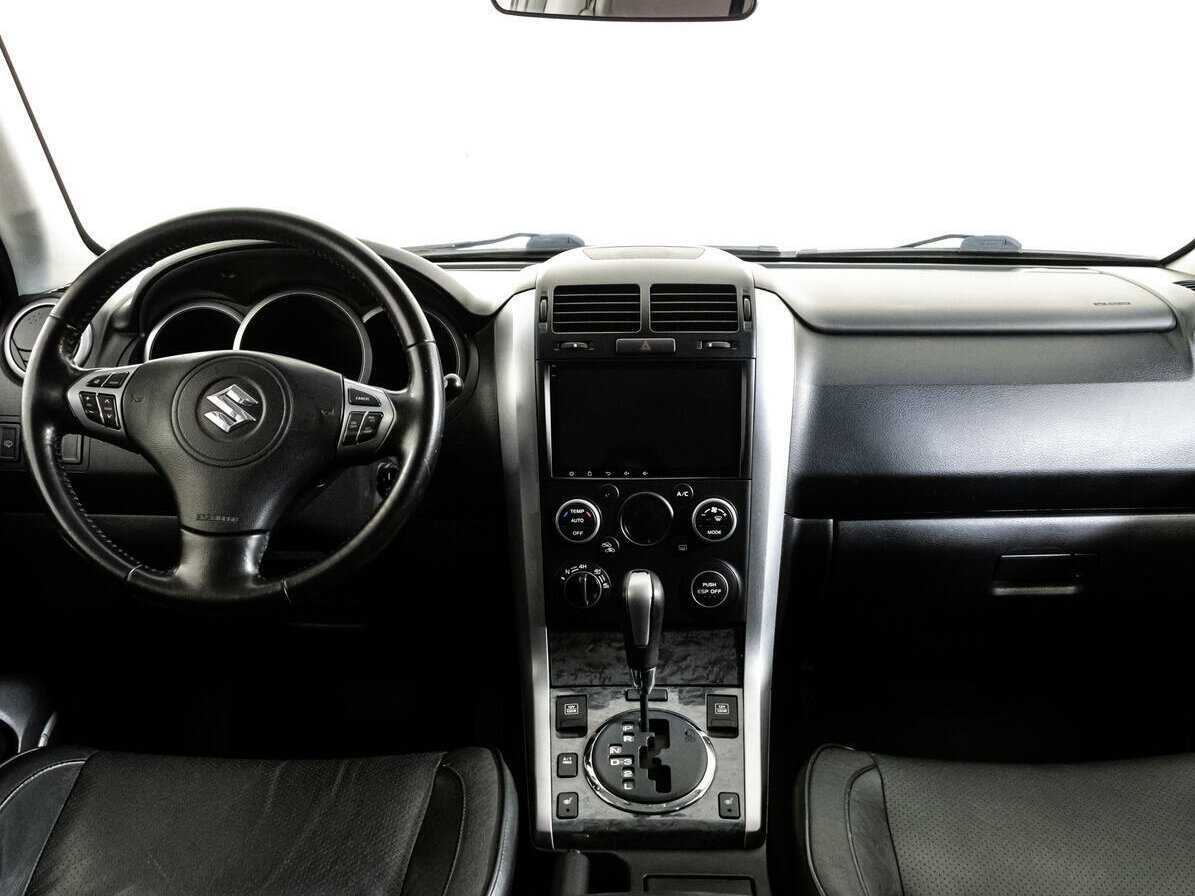 Б/У Сузуки Гранд Витара 2010 года. Фото: #7