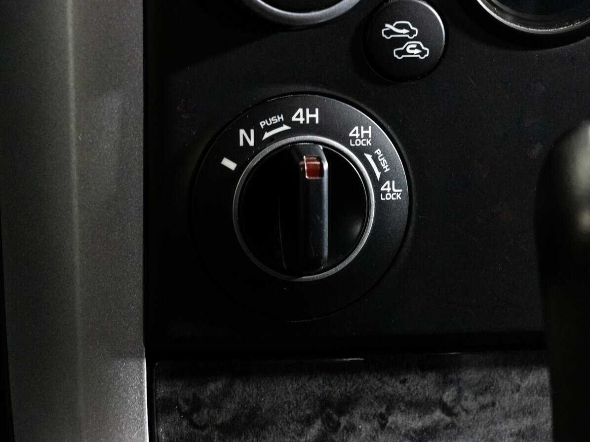 Б/У Сузуки Гранд Витара 2010 года. Фото: #11