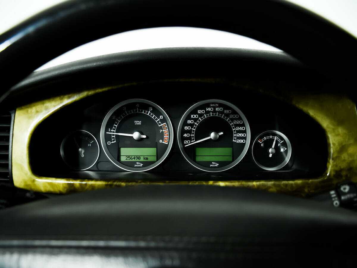 Б/У Ягуар С-Тайп 2005 года. Фото: #9