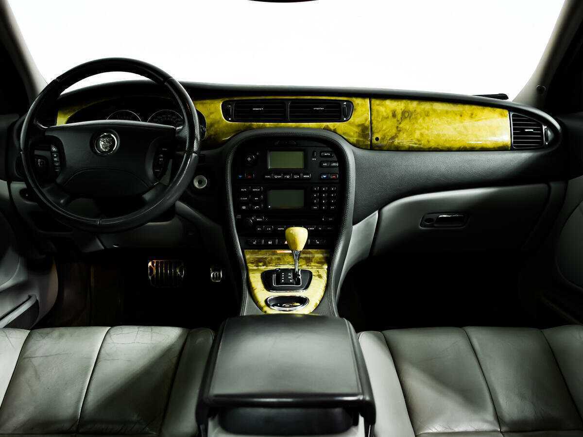 Б/У Ягуар С-Тайп 2005 года. Фото: #10