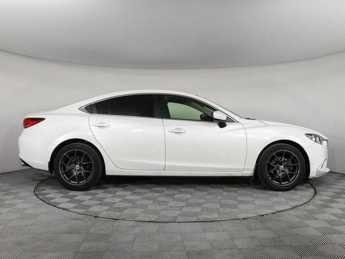 Б/У Мазда 6 2016 года. Фото: #3