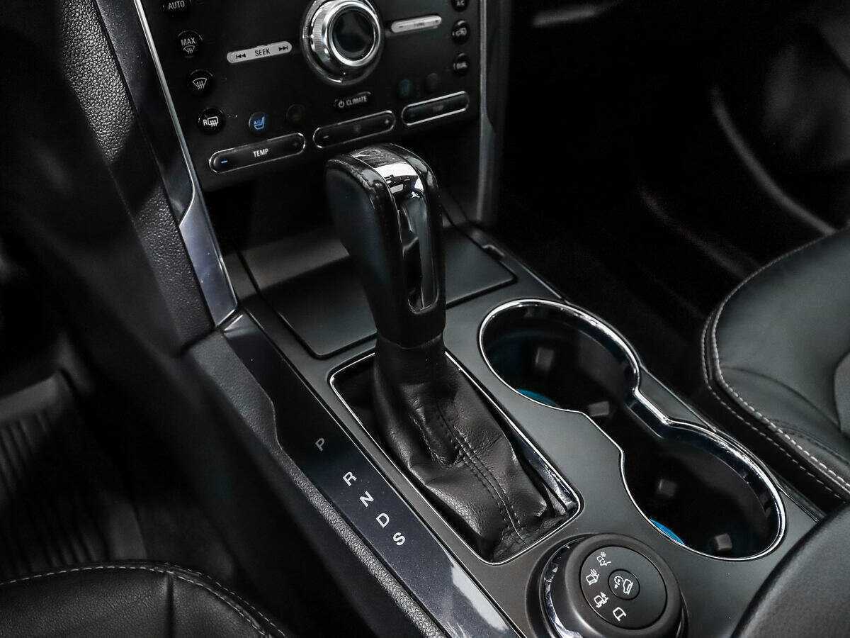 Б/У Форд Експлорер 2017 года. Фото: #9