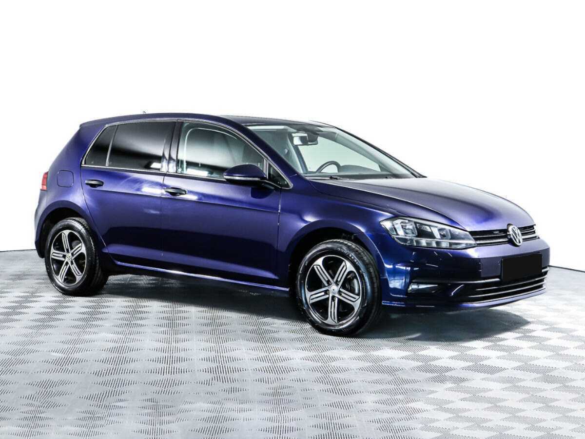 Б/У Фольксваген Гольф 2018 года. Фото: #1