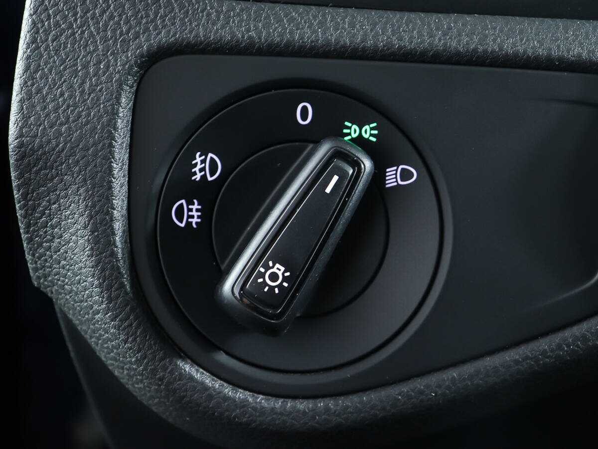 Б/У Фольксваген Гольф 2018 года. Фото: #17