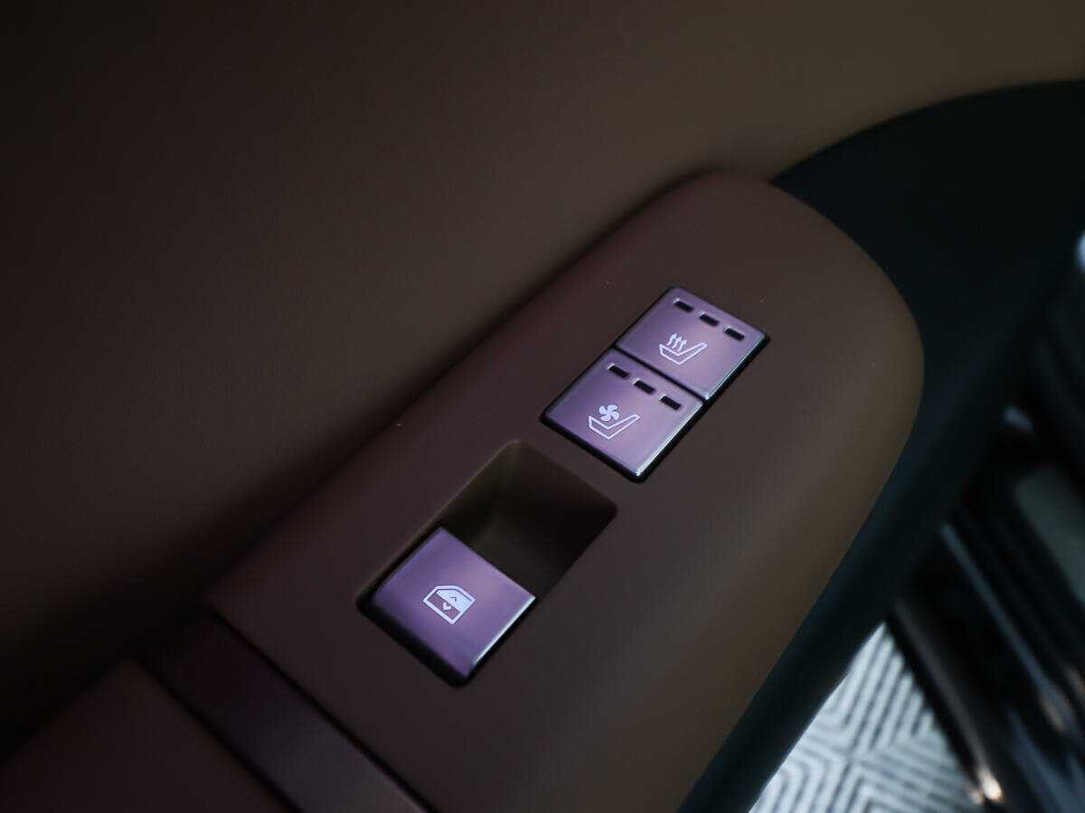 Б/У Хендай Грандеур 2023 года. Фото: #17