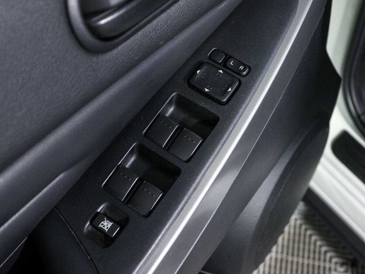 Б/У Мазда Ц-Икс-7 2011 года. Фото: #12