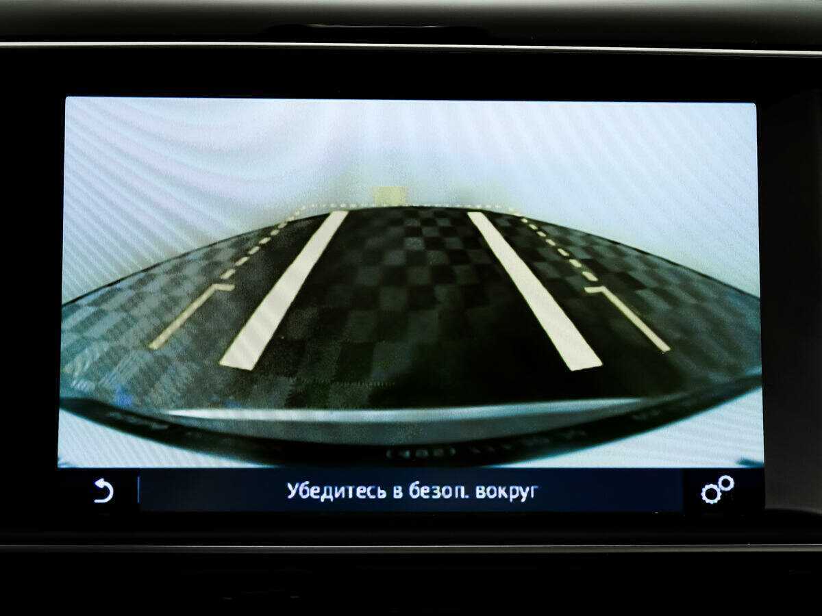 Б/У Ягуар Ф-Пэйс 2017 года. Фото: #13