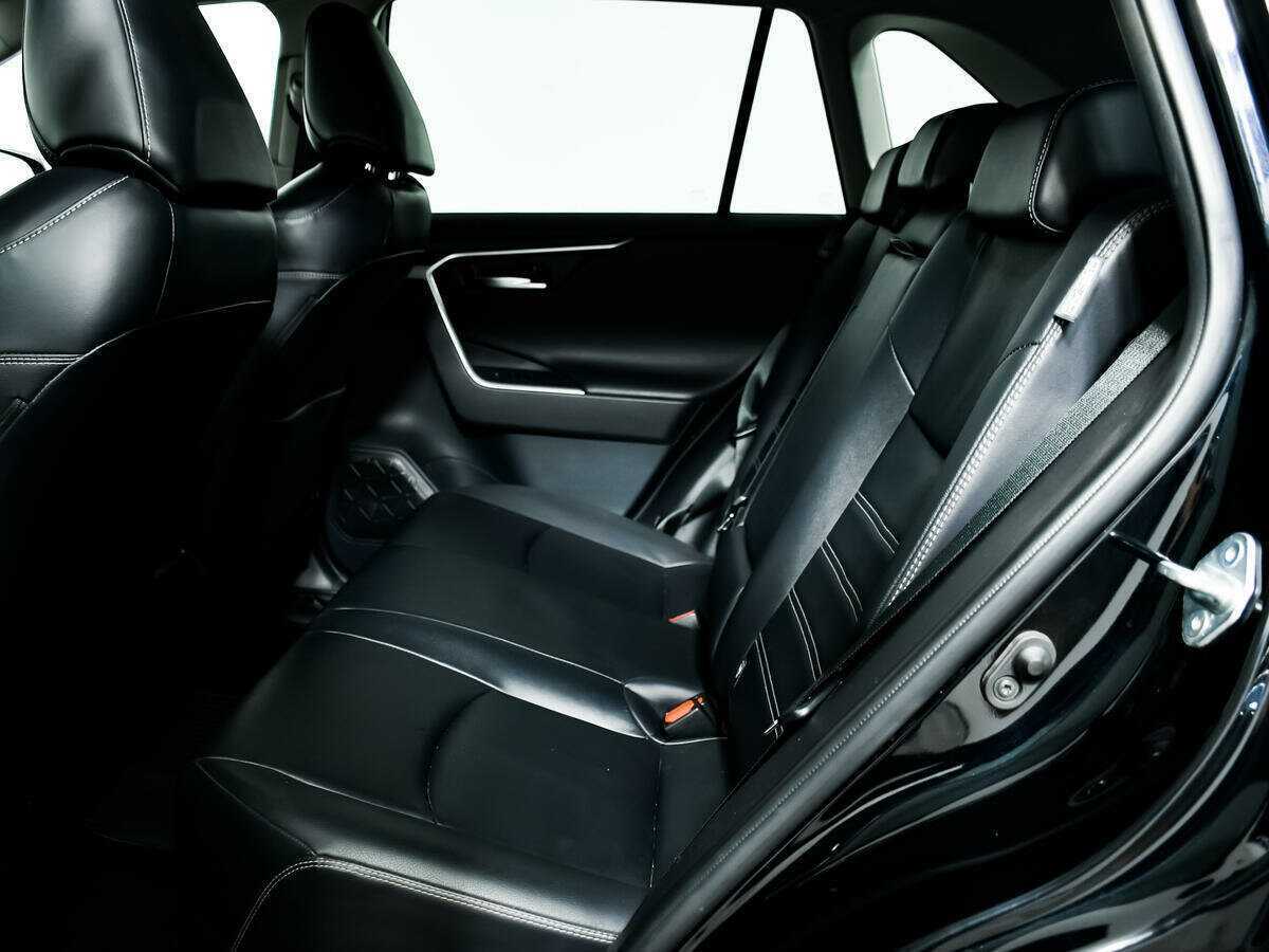 Б/У Тойота Рав4 2020 года. Фото: #11