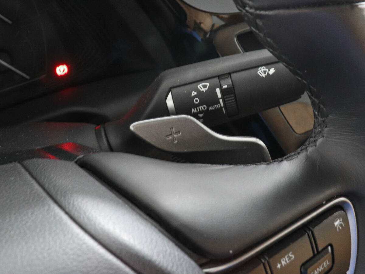 Б/У Лексус ЕС 2022 года. Фото: #15