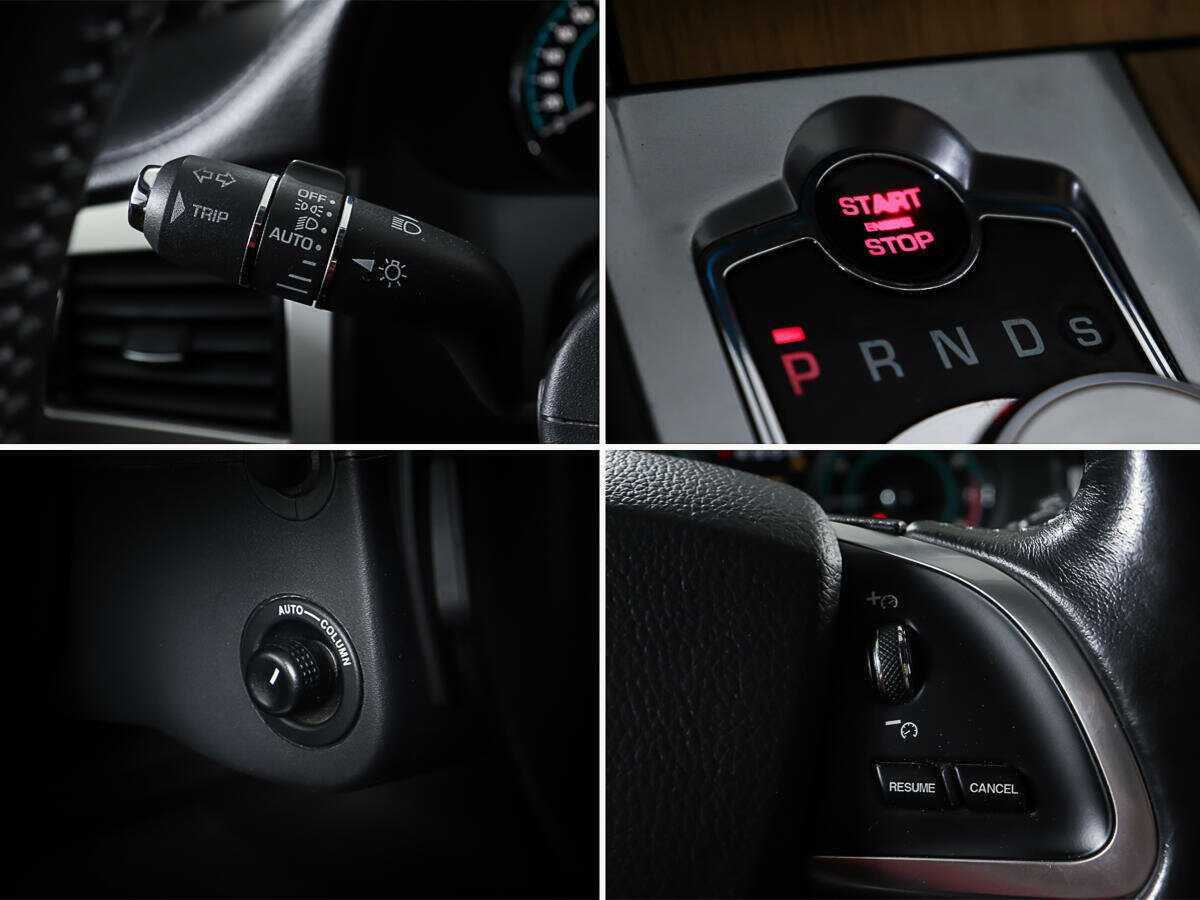 Б/У Ягуар ИксФ 2014 года. Фото: #18