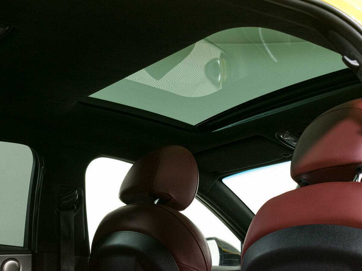 Б/У Киа Стингер 2018 года. Фото: #10