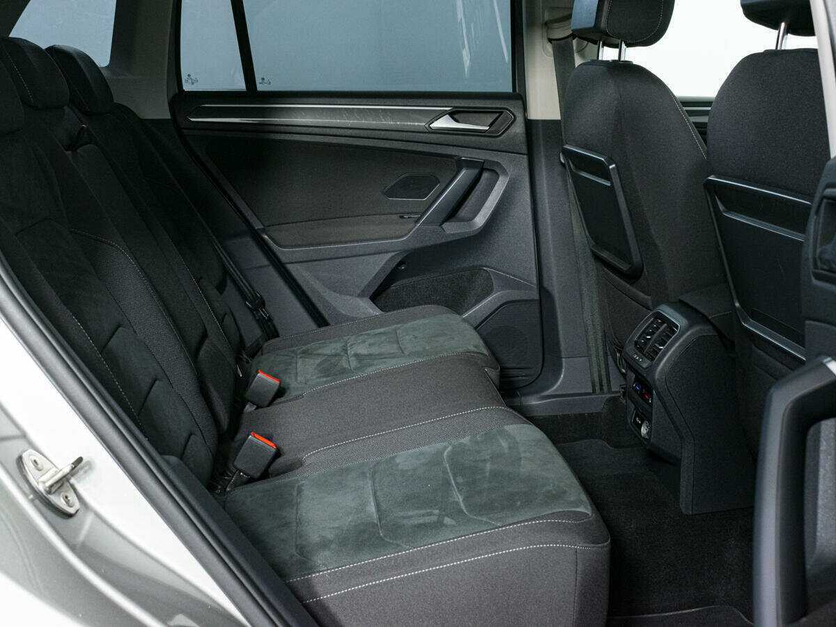 Б/У Фольксваген Тигуан 2018 года. Фото: #10