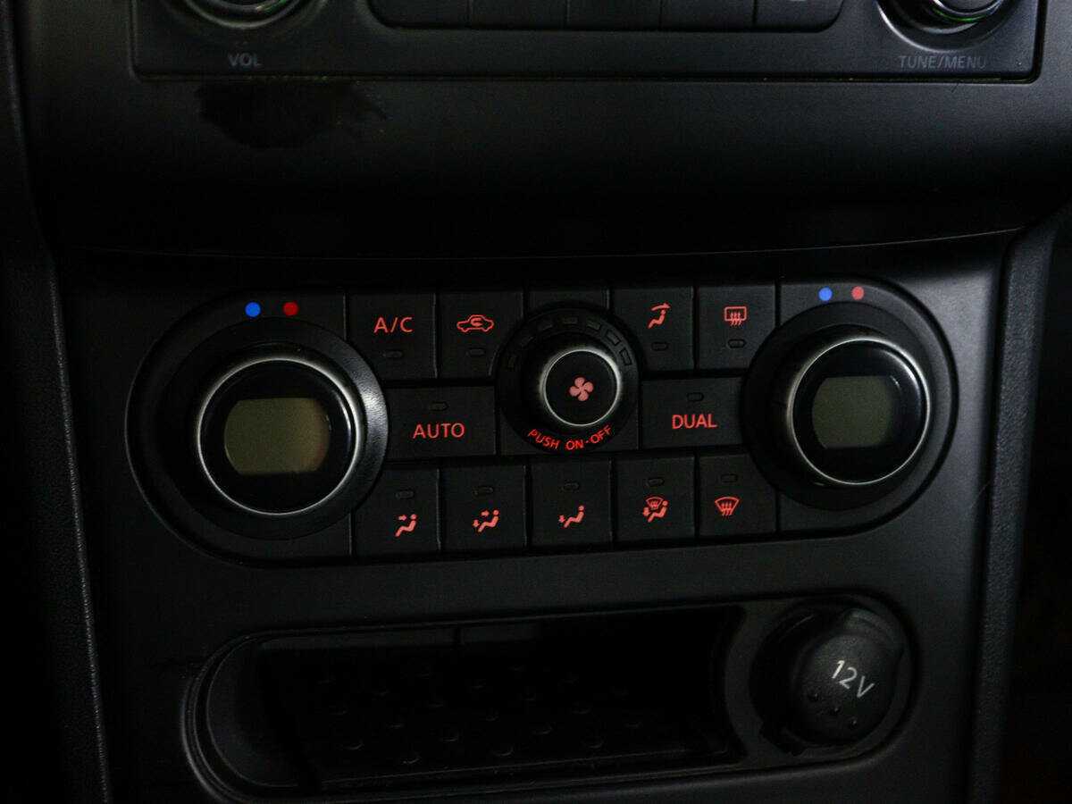 Б/У Ниссан Кашкай+2 2010 года. Фото: #14