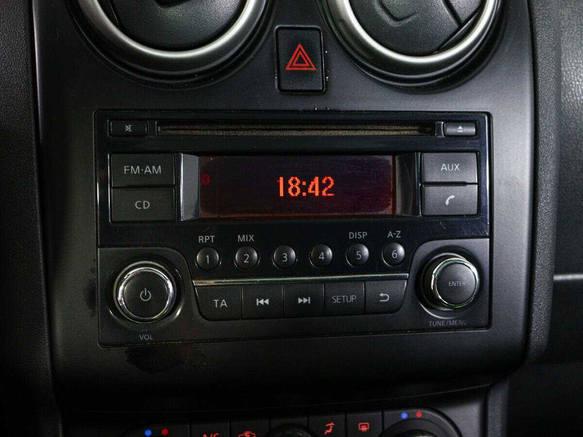 Б/У Ниссан Кашкай+2 2010 года. Фото: #15