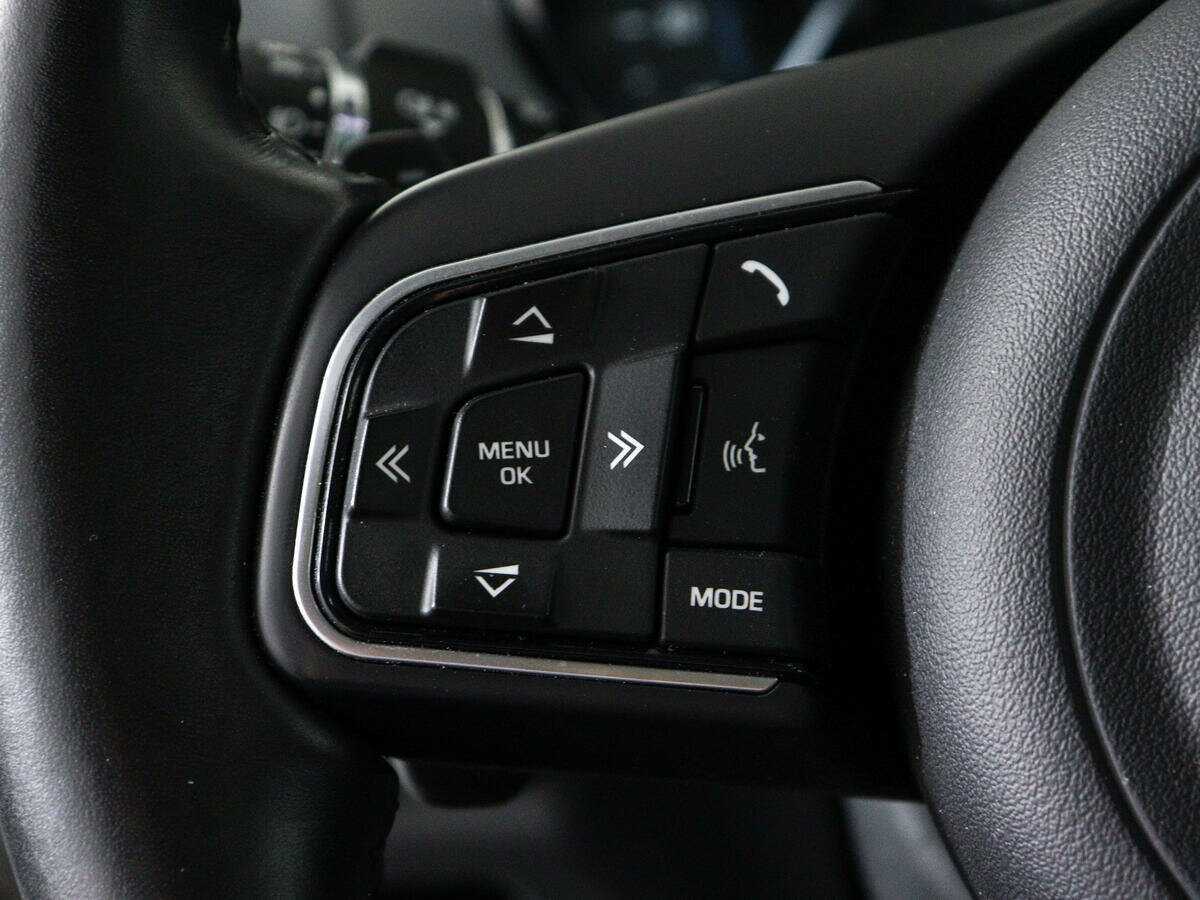 Б/У Ягуар Ф-Пэйс 2020 года. Фото: #18