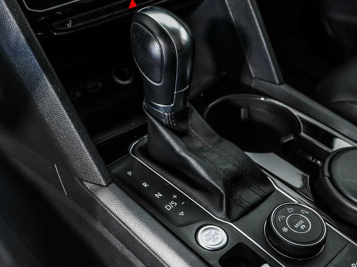 Б/У Фольксваген Терамонт 2018 года. Фото: #9