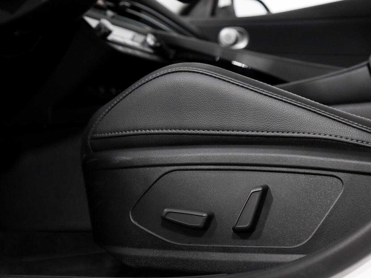 Б/У Хендай Елантра 2024 года. Фото: #9