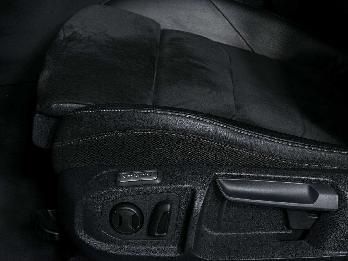 Б/У Фольксваген Артеон 2018 года. Фото: #17