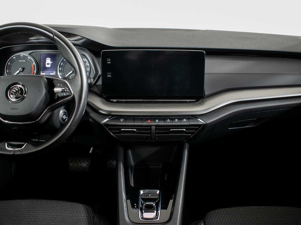 Б/У Шкода Октавия 2021 года. Фото: #8