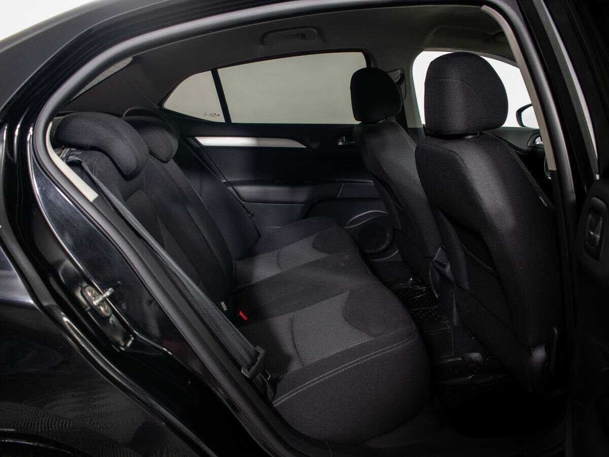 Б/У Ситроен Ц4 2018 года. Фото: #7